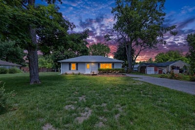 /international/us/1049-bloomfield-avenue-plainwell-mi-110109012387/?lang=th