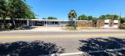 /international/us/421-e-kennedy-boulevard-maitland-fl-110101141749/