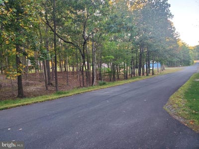 /international/us/50-piper-pl-fredericksburg-va-110108796819/