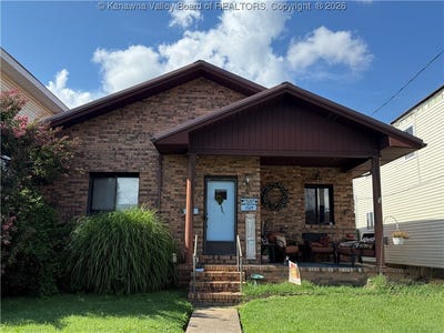 /international/us/1024-w-virginia-avenue-dunbar-wv-110105196006/