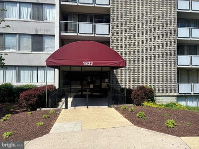 /international/us/1832-metzerott-road-hyattsville-md-110107830559/