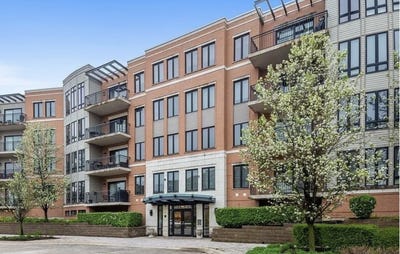 /international/us/145-s-york-street-elmhurst-il-110120417499/