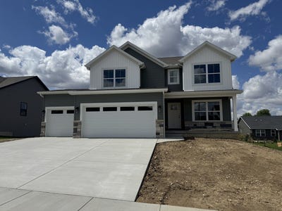 /international/us/2507-savanna-road-bloomington-il-110107638926/
