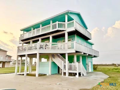 /international/us/3109-diane-street-port-bolivar-tx-110103421283/