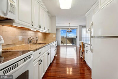 /international/us/1001-city-avenue-wynnewood-pa-110098251284/