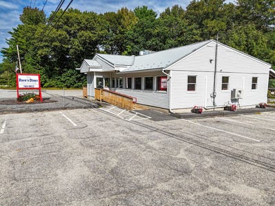 /international/us/390-brunswick-avenue-gardiner-me-110110322503/
