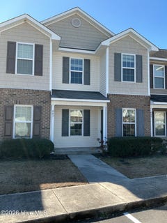 /international/us/407-falls-cove-jacksonville-nc-110106341053/