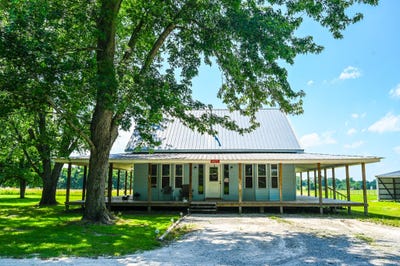 /international/us/18272-n-hampton-drive-wheatland-mo-110108974758/?lang=th