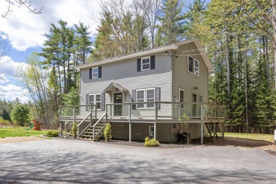 /international/us/30-camp-pinecliffe-road-harrison-me-110107997286/