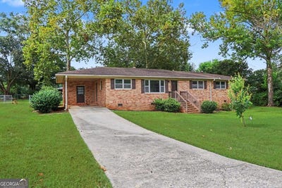 /international/us/63-green-street-royston-ga-110119391037/