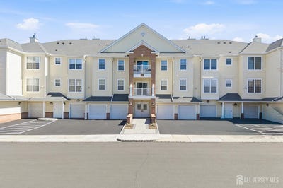 /international/us/2103-avery-court-franklin-nj-110106478111/
