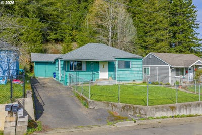 /international/us/900-w-17th-st-coquille-or-110106253017/
