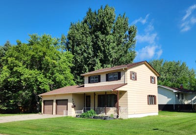/international/us/730-5th-ave-sw-rugby-nd-110101473793/