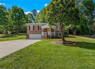 /international/us/117-kingswood-place-drive-walnut-cove-nc-110107732539/