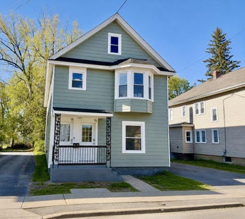 /international/us/16-robinson-terrace-plattsburgh-ny-110108119558/