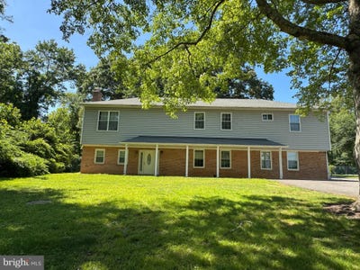/international/us/7078-token-valley-road-manassas-va-110109028416/