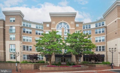 /international/us/12000-market-street-reston-va-110100841700/