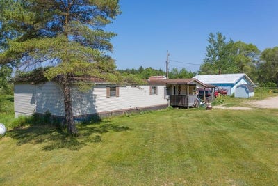 /international/us/17931-30th-avenue-barryton-mi-110099476270/