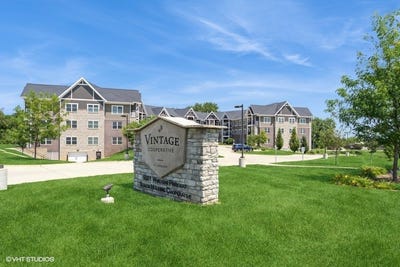 /international/us/9001-windsor-parkway-johnston-ia-110101231638/