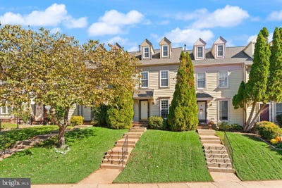 /international/us/44027-laceyville-terrace-ashburn-va-110120770198/