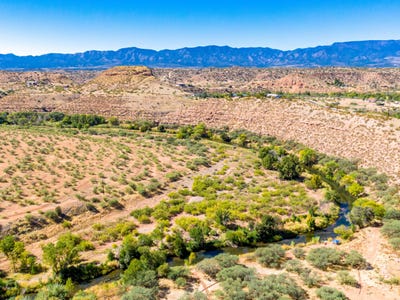 /international/us/10800-plateau-drive-cornville-az-110106027854/