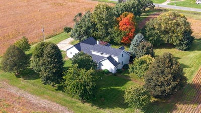 /international/us/6181-hollywood-road-stevensville-mi-110120513007/