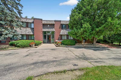 /international/us/7106-fortune-drive-middleton-wi-110101011801/