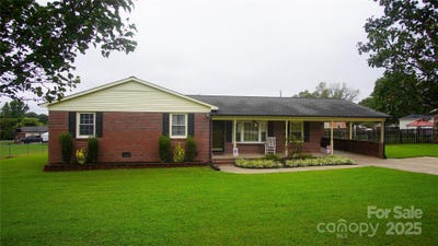 /international/us/112-white-plains-drive-kings-mountain-nc-110101422356/?lang=de