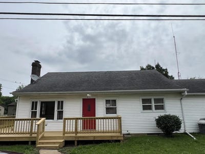 /international/us/410-john-street-circleville-oh-110108331657/