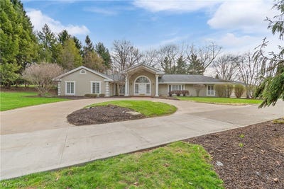 /international/us/2520-glenmont-road-nw-canton-oh-110120026995/
