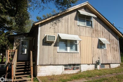 /international/us/114-s-van-buren-avenue-ottumwa-ia-110120482122/