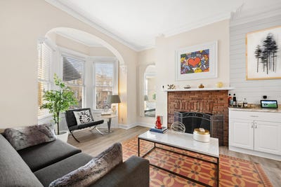 /international/us/1610-west-st-union-city-nj-110106522603/