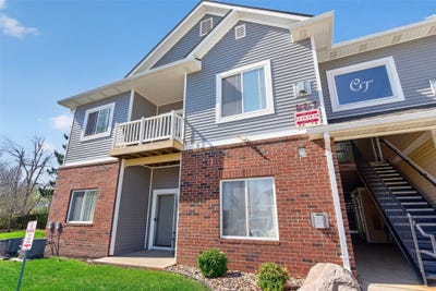 /international/us/907-7th-avenue-se-altoona-ia-110105049214/