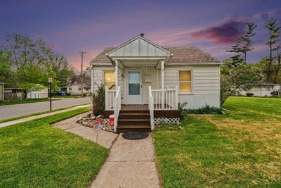 /international/us/466-w-maxlow-avenue-hazel-park-mi-110107805242/