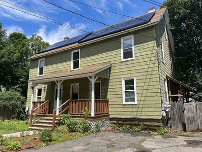 /international/us/14-16-valley-street-brattleboro-vt-110100720565/