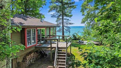/international/us/4077-michigan-trail-kewadin-mi-110109084992/