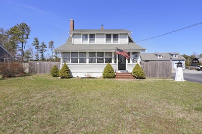 /international/us/2614-cranberry-highway-wareham-ma-110107438923/