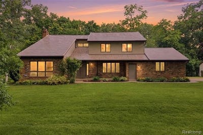 /international/us/68345-romeo-plank-road-ray-twp-mi-110108933121/