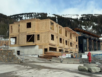 /international/us/3900-big-mountain-road-whitefish-mt-110093943954/