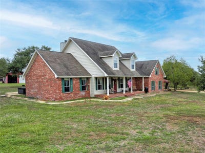 /international/us/2040-w-guenther-ln-la-grange-tx-110104027410/