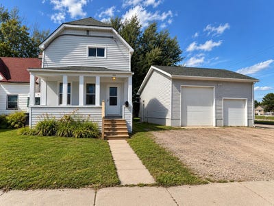 /international/us/748-kimball-st-sault-ste-marie-mi-110110130674/