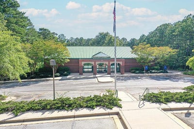 /international/us/353-hwy-28-byp-abbeville-sc-110101271659/?lang=en
