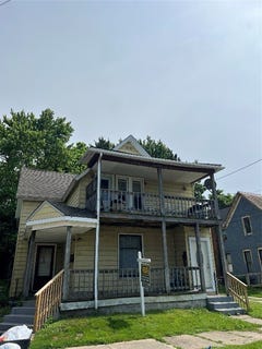 /international/us/443-e-27-th-street-erie-pa-110100680034/