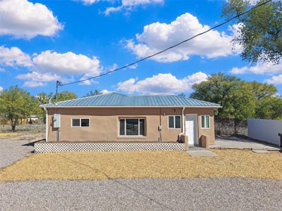 /international/us/61-co-141-road-medanales-nm-110120688579/