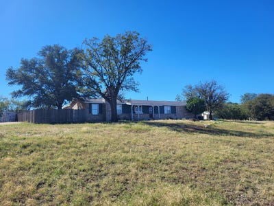 /international/us/315-w-duncan-avenue-mertzon-tx-110108012439/