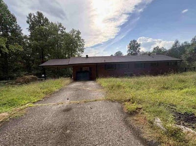 /international/us/333-shuford-rd-marion-nc-110120413475/