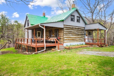 /international/us/1374-moccasin-rd-thaxton-va-110106552588/