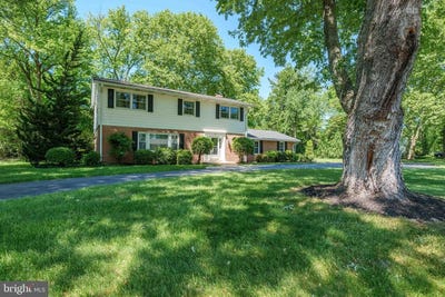 /international/us/206-e-fairways-cir-smyrna-de-110108139803/