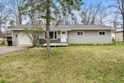 /international/us/6830-elmwood-indian-river-mi-110098241029/