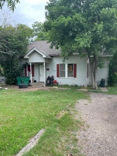 /international/us/205-s-carpenter-street-mart-tx-110099673508/